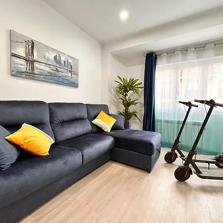 Lujo Proyector, Maquina Arcade, Wifi Y Patinetes Appartement Oviedo Buitenkant foto